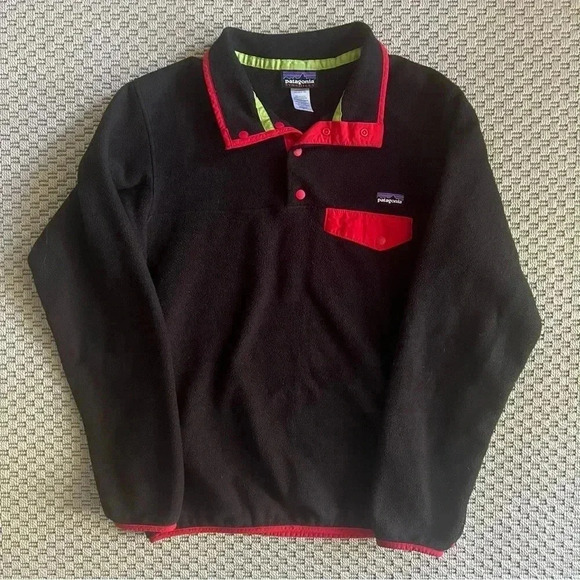 Patagonia Synchilla® Snap-T® Fleece Pullover - Black and Red - Size M - Picture 7 of 13